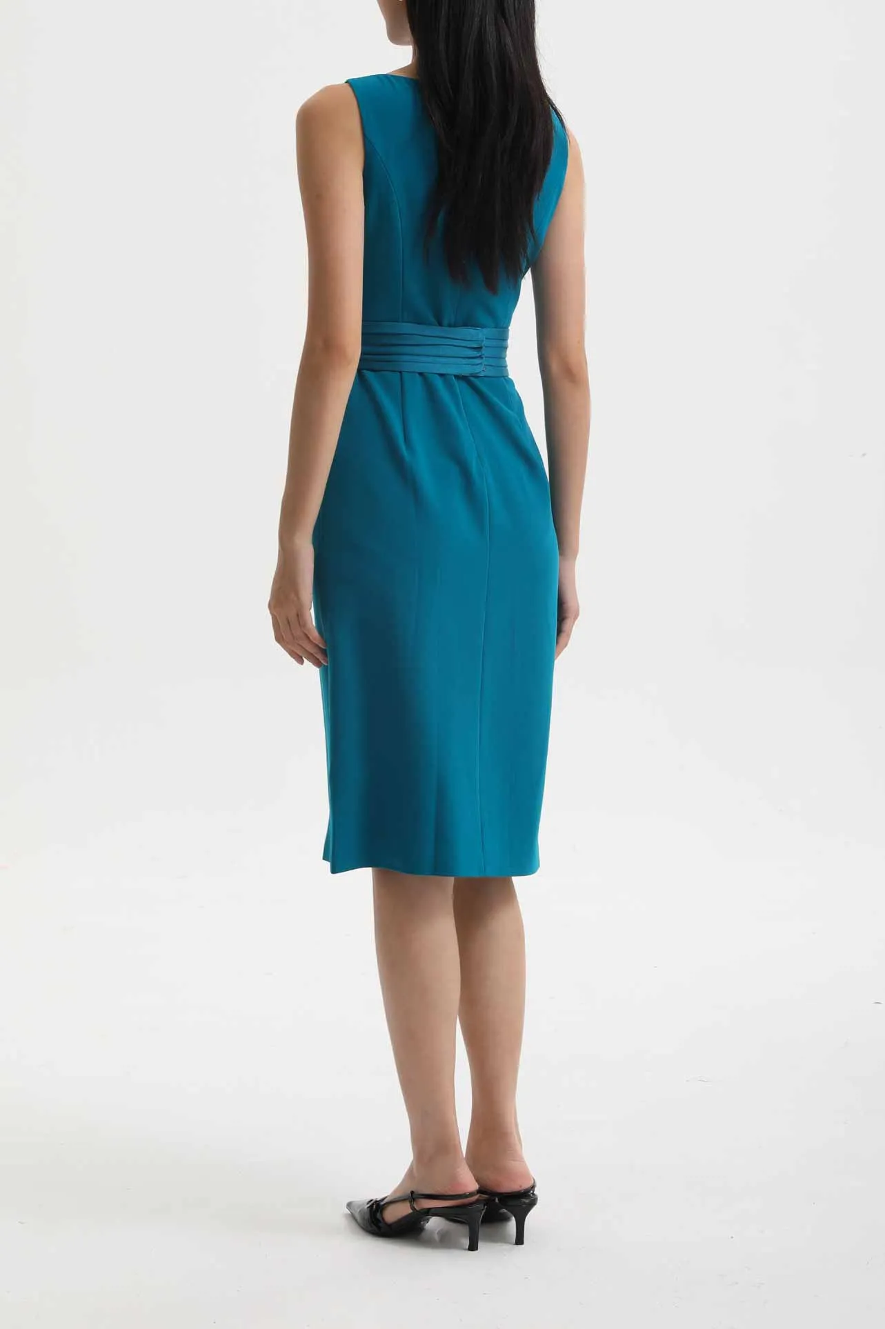 ELEGANT FINSHTAIL DRESS
