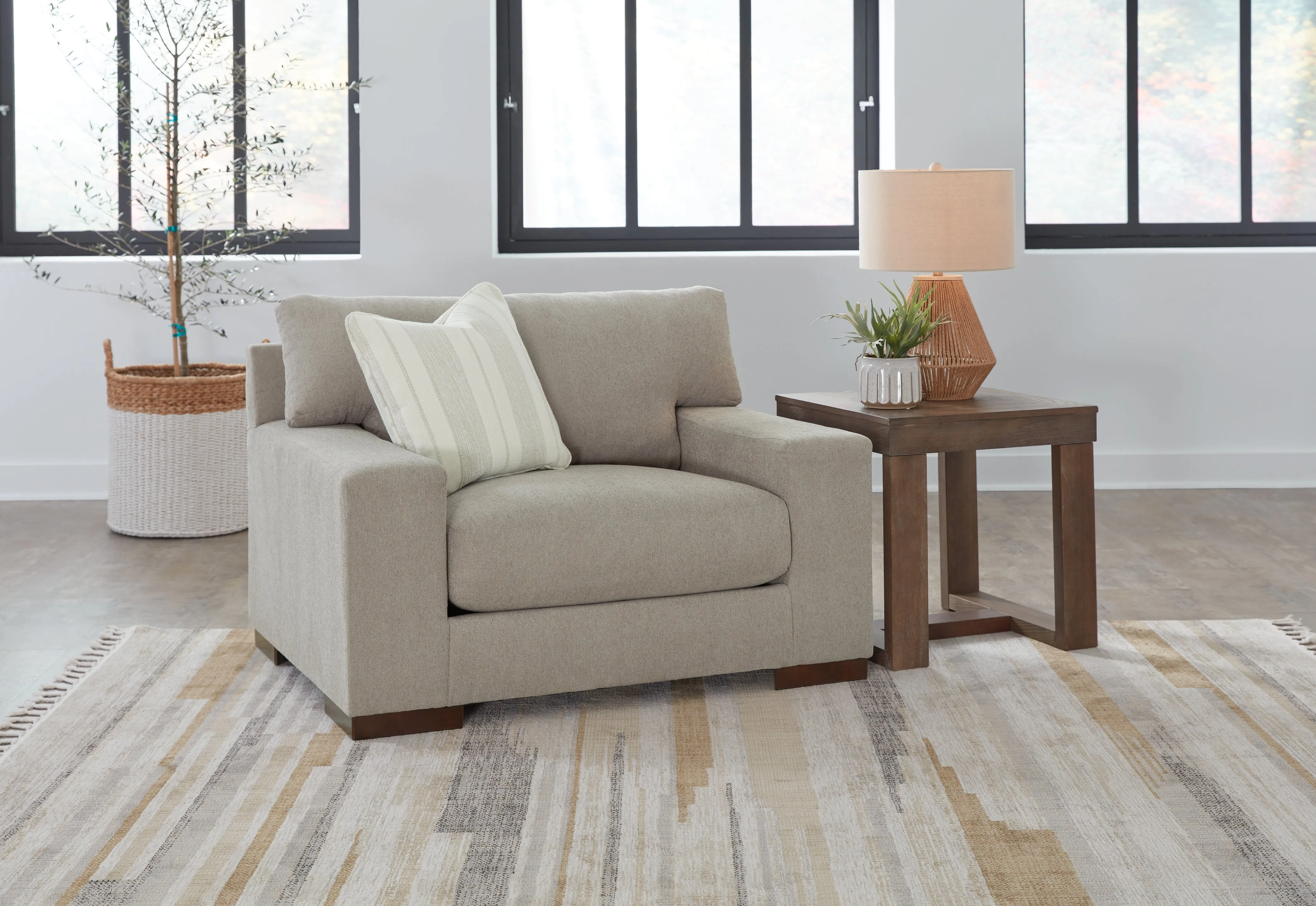 Maggie Sofa, Loveseat, Chair and Ottoman in Flax