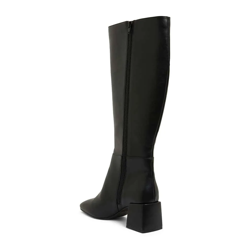 Tabby Boot in Black Smooth